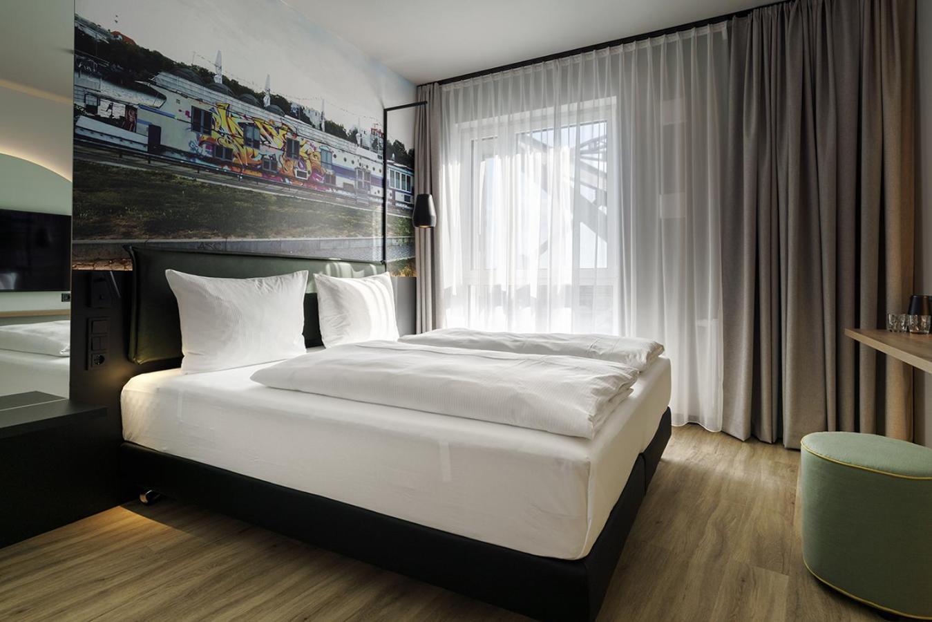 Vienna House Easy By Wyndham Berlin Potsdamer Platz Exterior photo