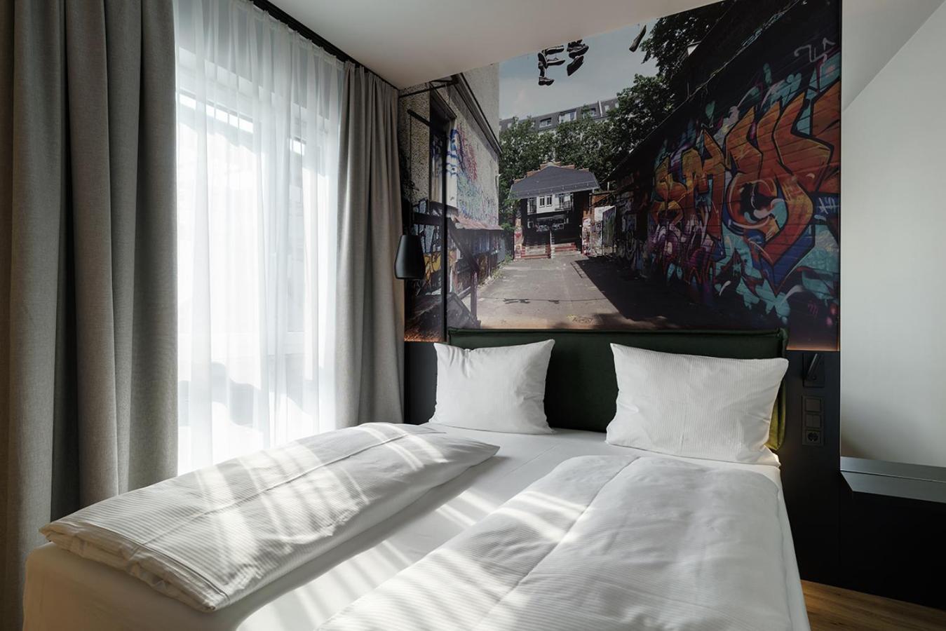 Vienna House Easy By Wyndham Berlin Potsdamer Platz Exterior photo