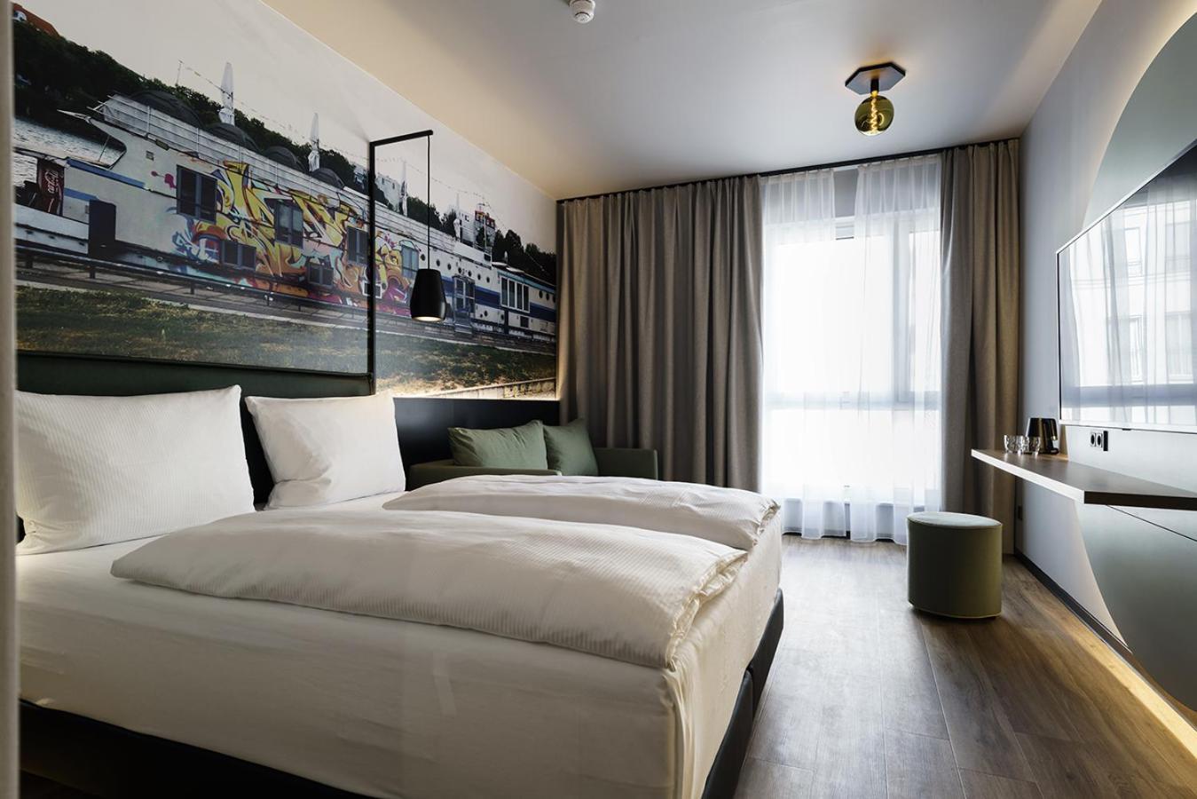 Vienna House Easy By Wyndham Berlin Potsdamer Platz Exterior photo